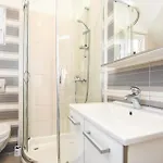 Vakantiehuis Three-bedroom In Suhi Potok