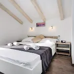 Three-bedroom In Suhi Potok