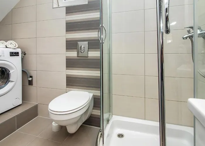 Casa de Férias Three-bedroom In Suhi Potok *