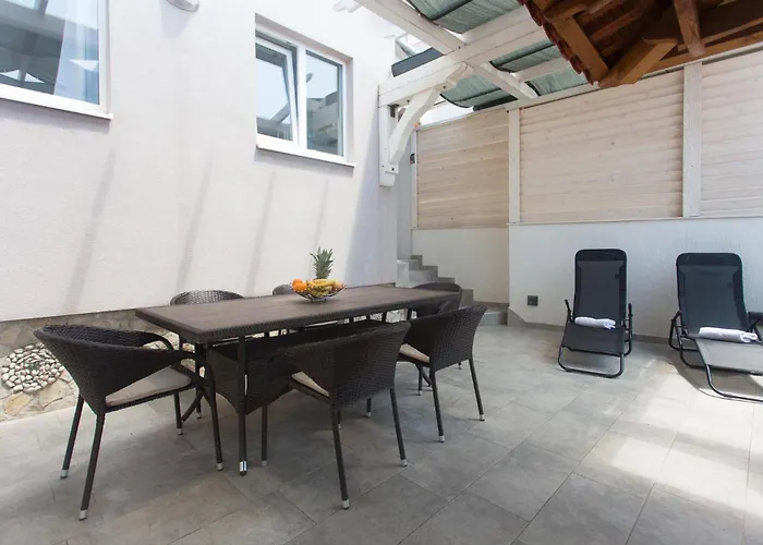 Three-bedroom In Suhi Potok