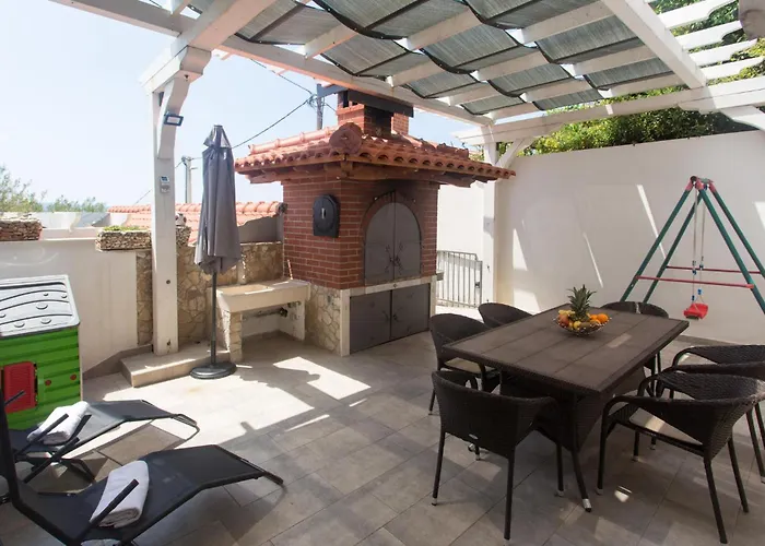 Casa de Férias Three-bedroom In Suhi Potok