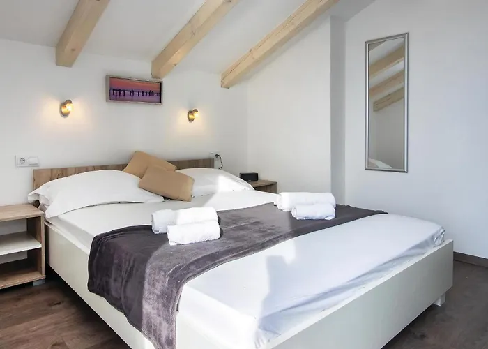 Three-bedroom In Suhi Potok